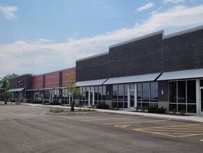 7308 S Millers Way, Oak Creek, WI for lease Building Photo- Image 1 of 7