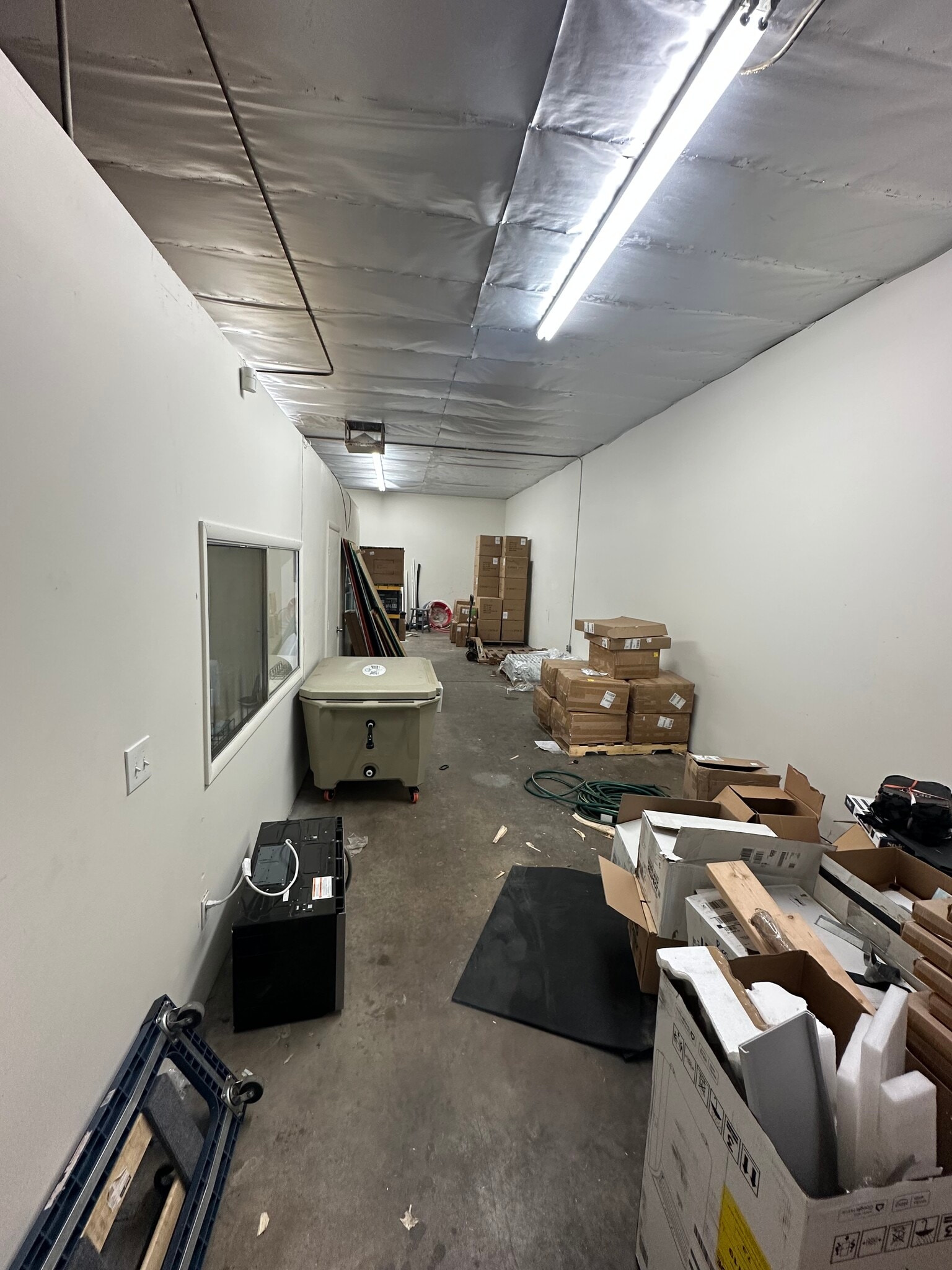 10439 N Cave Creek Rd, Phoenix, AZ for lease Interior Photo- Image 1 of 6