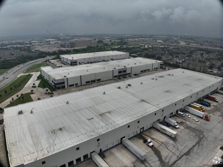 2080 S AW Grimes Blvd, Round Rock, TX à louer - Communauté Matterport - Image 2 de 14