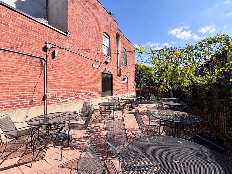 660-662 N High St, Columbus, OH à louer - Photo du bâtiment - Image 3 de 4