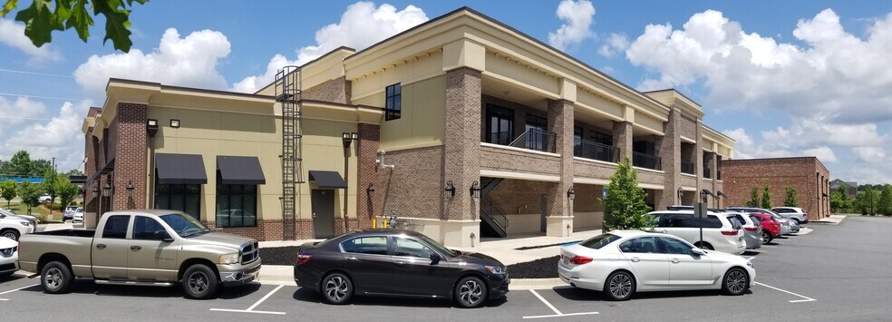 7775 McGinnis Ferry Rd, Johns Creek, GA à louer - Photo du bâtiment - Image 3 de 3