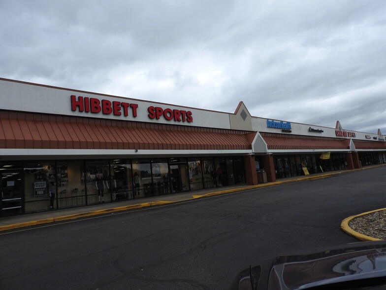 1-61 Ohio River Plz, Gallipolis, OH à louer - Photo du bâtiment - Image 3 de 5