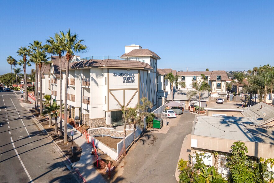 3136 Carlsbad Blvd, Carlsbad, CA à louer - Photo du bâtiment - Image 2 de 4