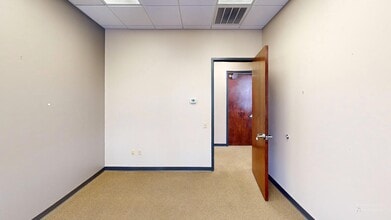 293 E Altamonte Dr, Altamonte Springs, FL for lease Interior Photo- Image 2 of 8