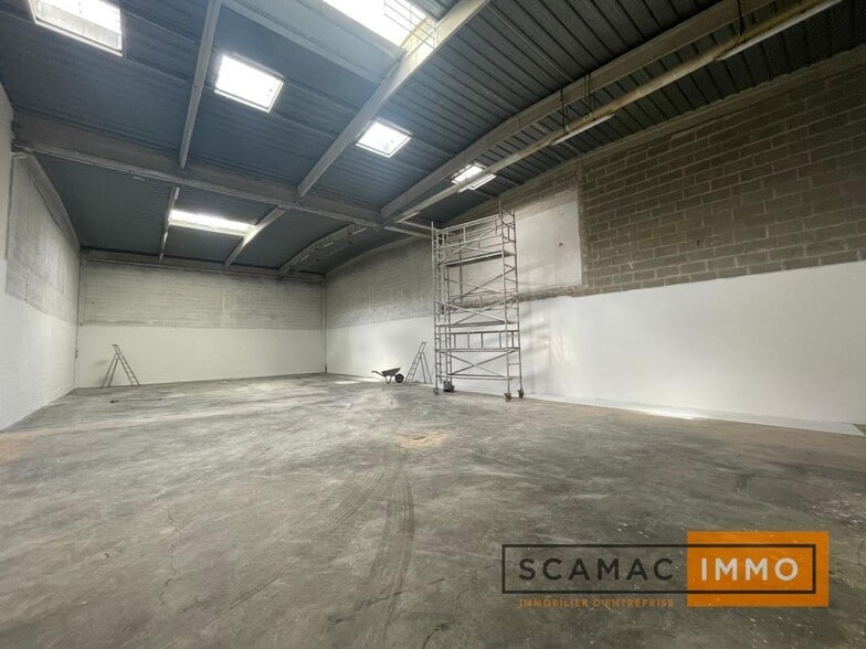 Industrial in Valenton for lease - Interior Photo - Image 2 of 18