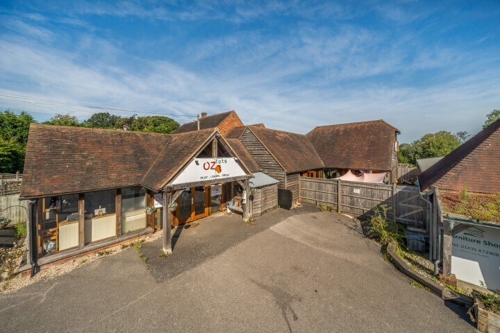 Mayfield Rd, Mayfield for sale Building Photo- Image 1 of 1