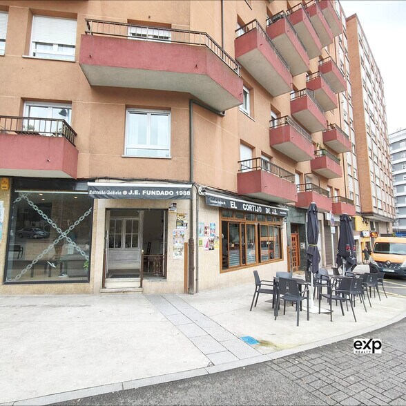 Immeuble residentiel dans Avilés, Asturias à vendre - Photo du bâtiment - Image 3 de 4