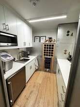 491 Bloomfield Ave, Montclair, NJ for lease Interior Photo- Image 2 of 7