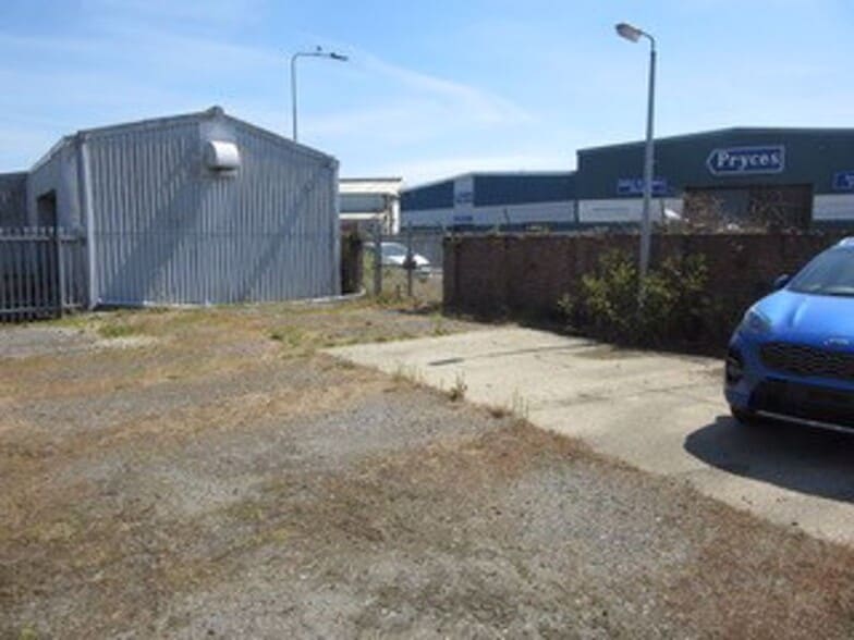 Newcombe Rd, Lowestoft for lease - Building Photo - Image 3 of 4