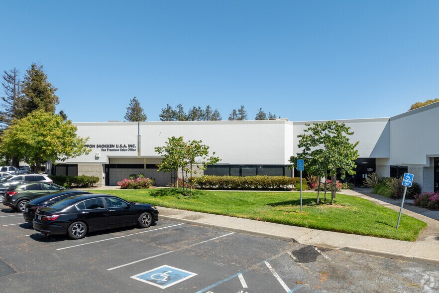 20949-20957 Cabot Blvd, Hayward, CA for lease - Building Photo - Image 2 of 4