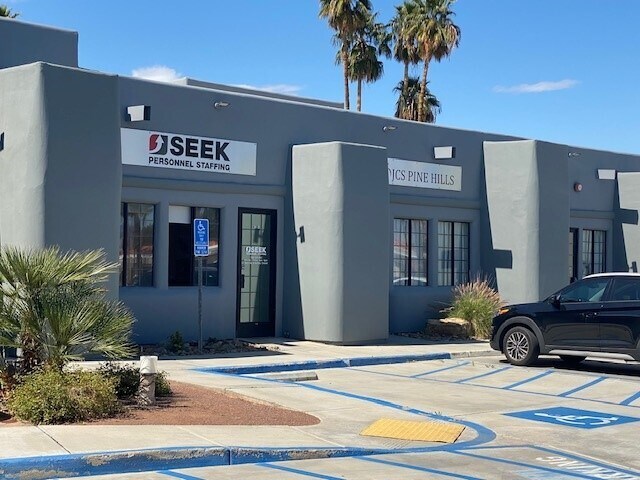 72855 Fred Waring Dr, Palm Desert, CA à louer - Photo du bâtiment - Image 3 de 6