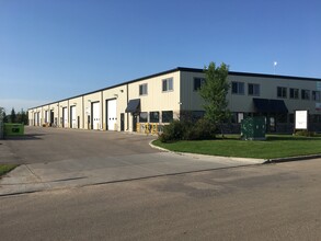 11129 83rd Ave, Fort Saskatchewan, AB for lease Building Photo- Image 2 of 4