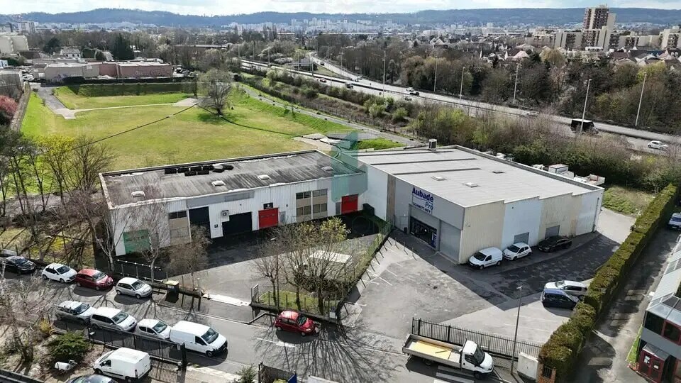 Office in Le Plessis-Bouchard for lease Aerial- Image 1 of 17