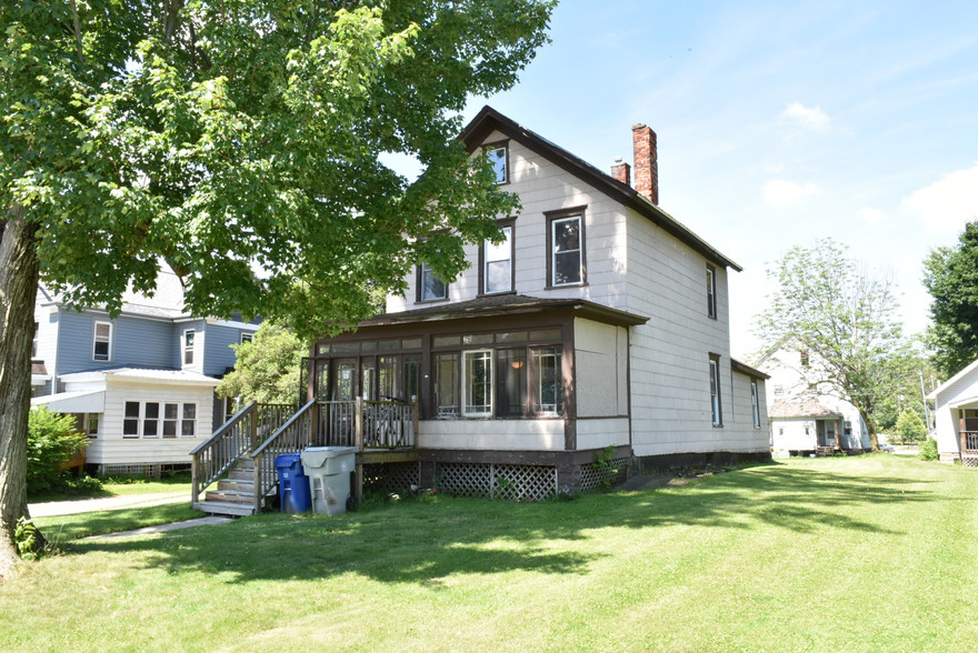 1096 S Main St, Meadville, PA à vendre - Photo principale - Image 1 de 1