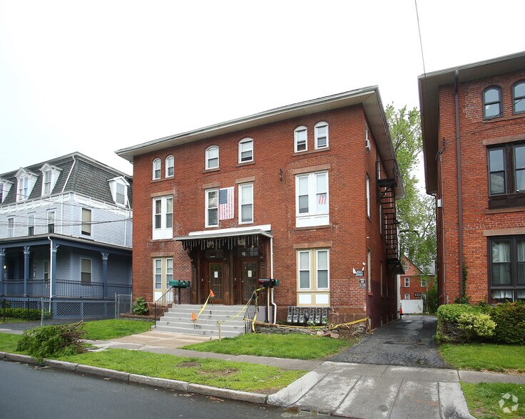 28-30 Madison St, Hartford, CT for sale - Building Photo - Image 2 of 3