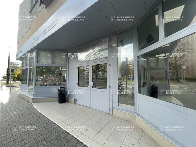 Office in Strasbourg for lease - Building Photo - Image 1 of 17