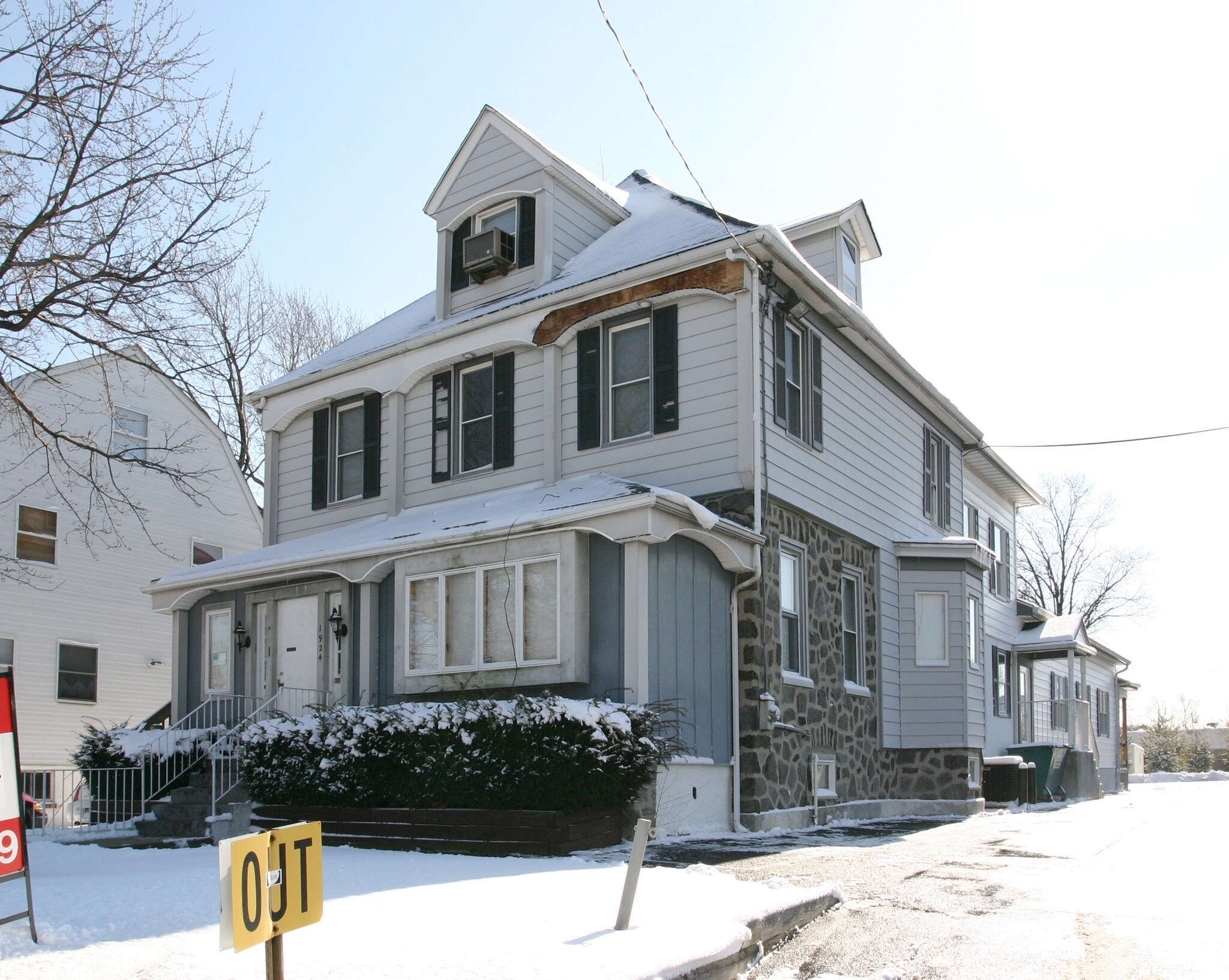 1924 Parker Ave, Holmes, PA for sale Primary Photo- Image 1 of 1