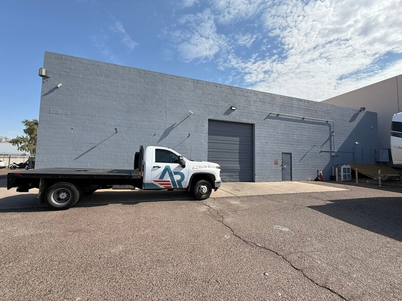 3321 E Atlanta Ave, Phoenix, AZ à vendre - Photo du bâtiment - Image 3 de 11