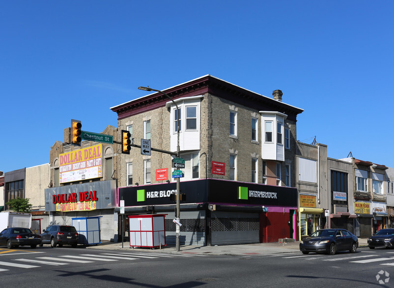 100-102 S 52nd St, Philadelphia, PA for sale - Primary Photo - Image 1 of 1