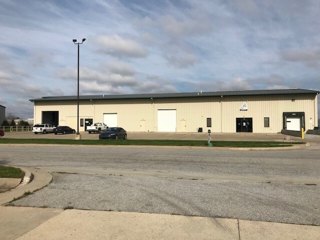 4650 Dale Dr, Lafayette, IN à louer - Photo du bâtiment - Image 2 de 2