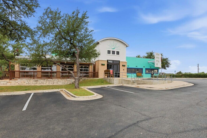 1900 E Whitestone Blvd, Cedar Park, TX à vendre - Photo du bâtiment - Image 2 de 20