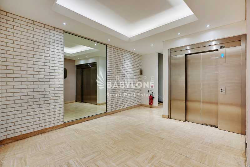Office in Boulogne-Billancourt for lease - Lobby - Image 3 of 13