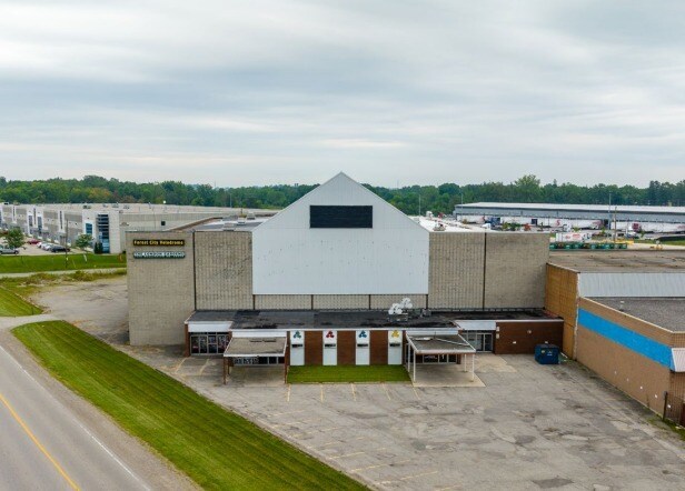 2809 Roxburgh Rd, London, ON à vendre - Photo du bâtiment - Image 2 de 5