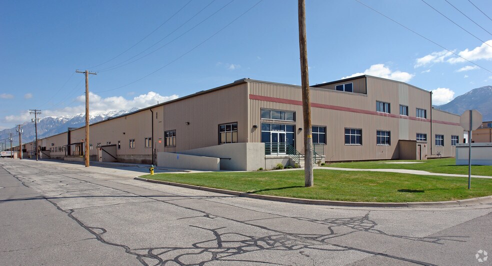 846 W 200 N, Ogden, UT à louer - Photo du bâtiment - Image 3 de 13