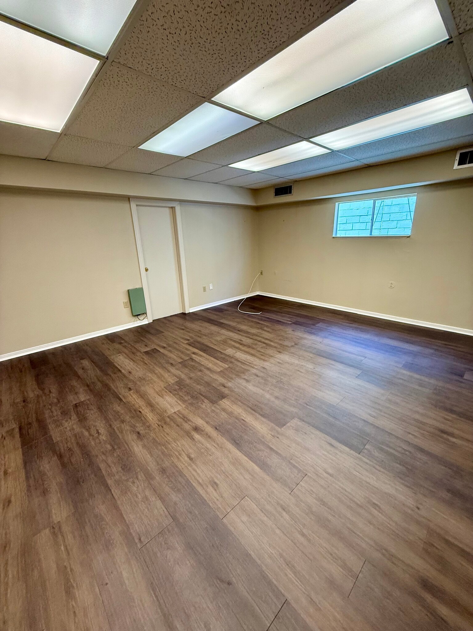 671 Rosa Ave, Metairie, LA for lease Interior Photo- Image 1 of 2