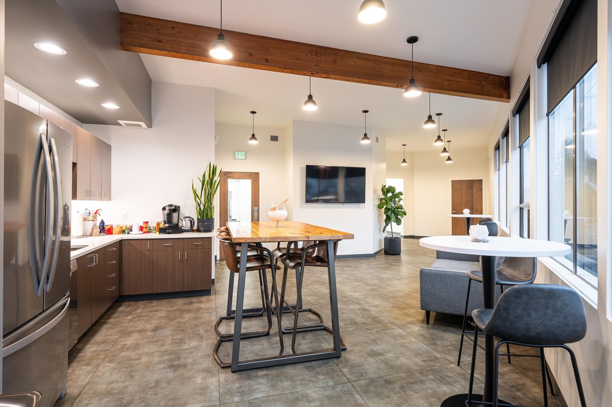 1609-1611 Broadway St, Bellingham, WA à vendre Photo intérieure- Image 1 de 1