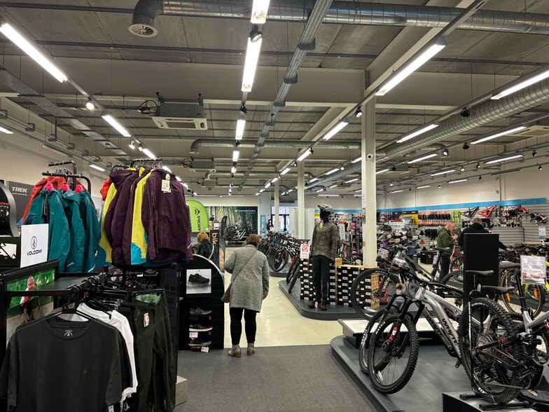 Astle Retail Park, West Bromwich à louer - Photo intérieure - Image 3 de 6