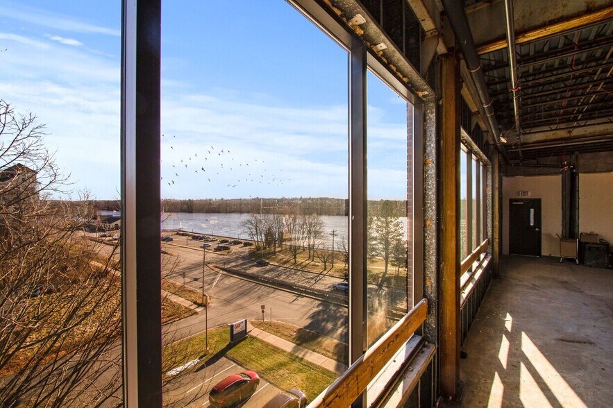 595 Pawtucket Blvd, Lowell, MA à louer - Photo intérieure - Image 3 de 3