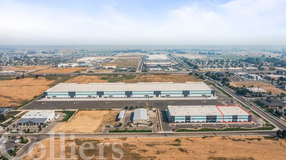 4315 Skyway St, Caldwell, ID à vendre - Photo du bâtiment - Image 2 de 8