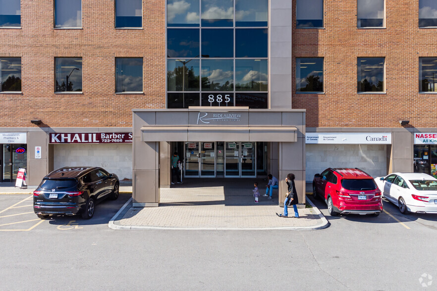 885 Meadowlands Dr, Ottawa, ON for lease - Building Photo - Image 1 of 11