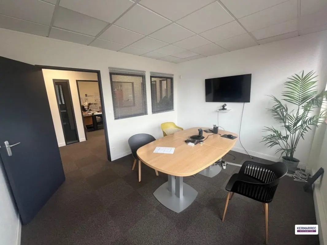 Bureau dans Haute-Goulaine à louer Photo intérieure- Image 1 de 8