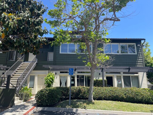 More details for 2482 Newport Blvd, Costa Mesa, CA - Office for Lease
