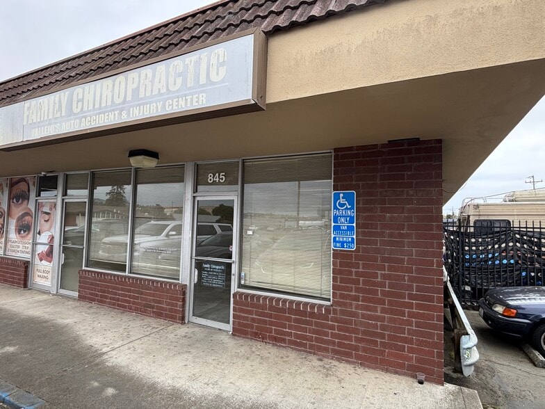 845-855 Redwood St, Vallejo, CA for lease - Building Photo - Image 1 of 7