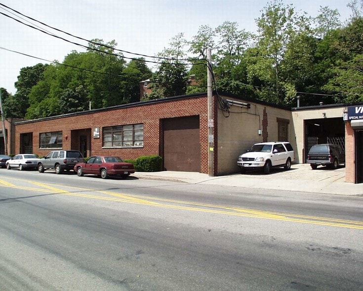 771 Nepperhan Ave, Yonkers, NY à vendre - Photo du bâtiment - Image 2 de 4