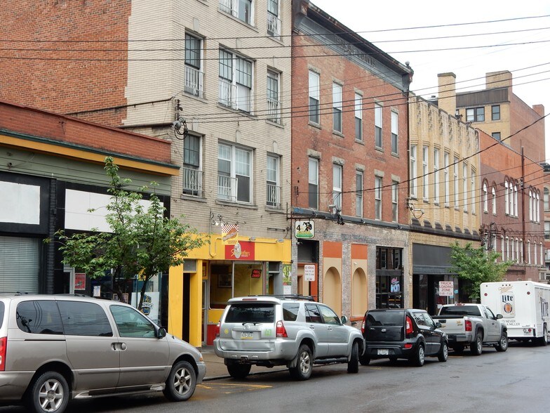 228 Walnut St, Morgantown, WV for sale - Building Photo - Image 1 of 1