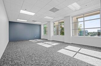 680 N McCarthy Blvd, Milpitas, CA à louer Photo intérieure- Image 2 de 9