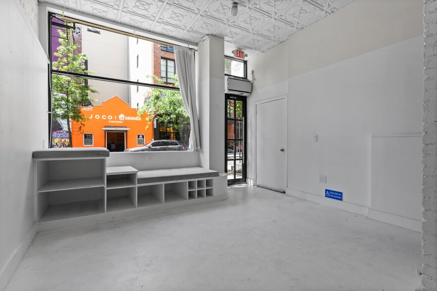 441 E 12th St, New York, NY for lease - Interior Photo - Image 2 of 7