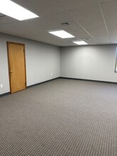 10 Stover Dr, Carlisle, PA for lease Interior Photo- Image 2 of 4