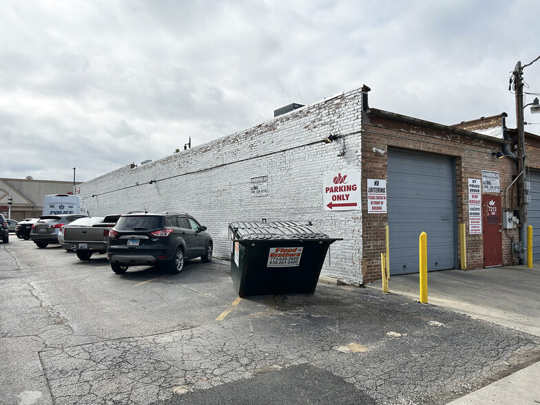 7213 W Roosevelt Rd, Forest Park, IL for lease - Building Photo - Image 3 of 11