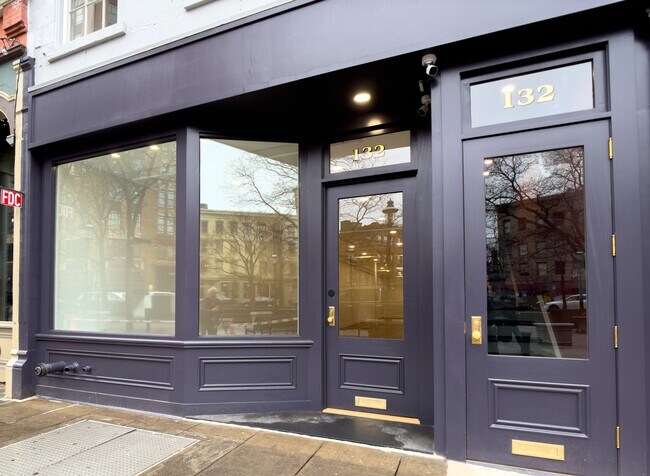 Plus de détails pour 132 E Genesee St, Syracuse, NY - Bureau/Commerce de détail à louer