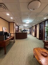 2200 Fletcher Ave, Fort Lee, NJ à louer Photo intérieure- Image 1 de 16