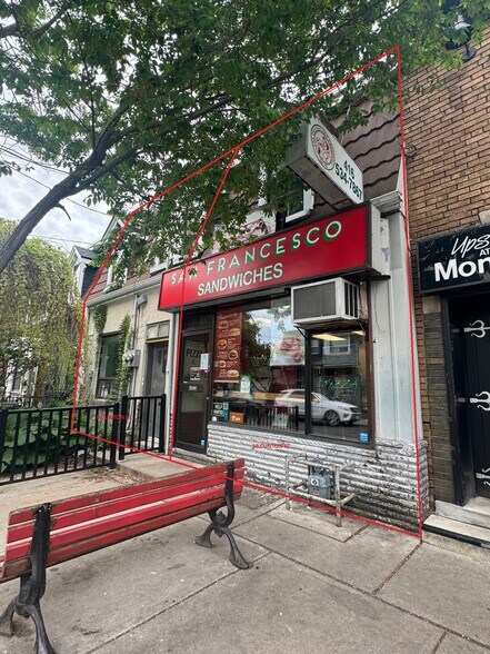 10 Clinton St, Toronto, ON à vendre - Photo du bâtiment - Image 3 de 8