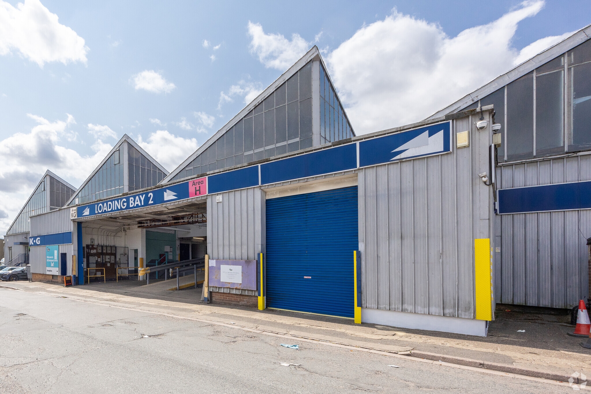 Kingsfield Clos, Northampton for lease Building Photo- Image 1 of 4