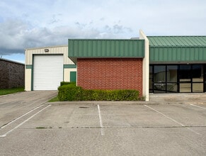 2005 N Willow Ave, Broken Arrow, OK for lease Building Photo- Image 2 of 16