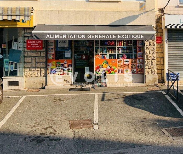 Retail in Draveil for sale - Building Photo - Image 1 of 8