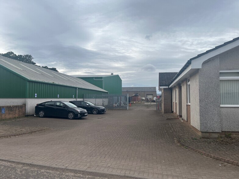 South Kingston, Forfar à louer - Photo du bâtiment - Image 2 de 3